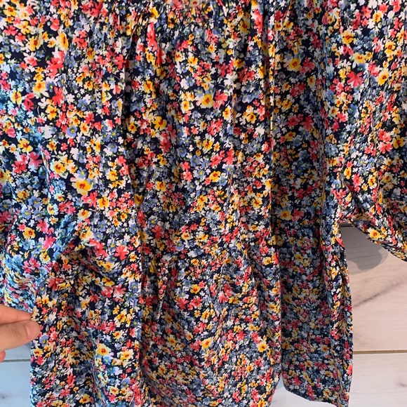 Floral top, size S - Picture 4 of 4